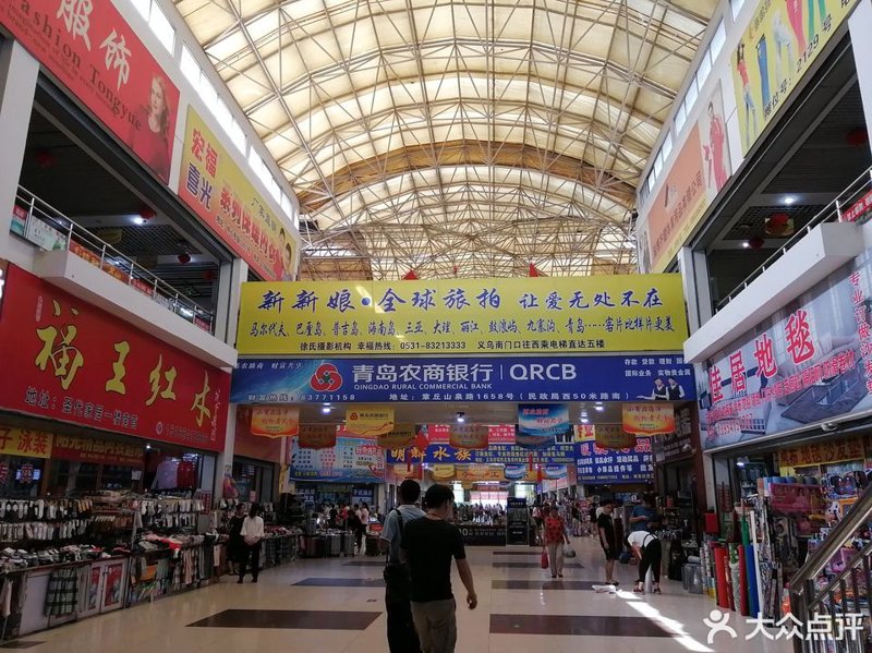 紧跟潮流，展现专业魅力——职业装定制风向标